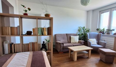 Kaufen 3-Zimmer-Wohnung, 3-Zimmer-Wohnung, Novomeského, Pezinok, Slowa