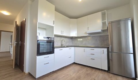 Mieten 3-Zimmer-Wohnung, 3-Zimmer-Wohnung, Koniarekova, Trnava, Slowak