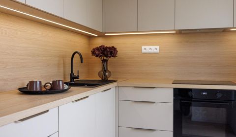 Kaufen 3-Zimmer-Wohnung, 3-Zimmer-Wohnung, Exnárova, Bratislava - Ruži