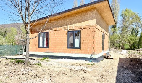 Kaufen Einfamilienhaus, Einfamilienhaus, Nitra, Slowakei