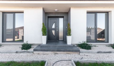 Kaufen Einfamilienhaus, Einfamilienhaus, Komárno, Slowakei