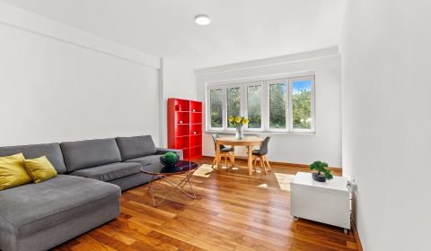 Kaufen 3-Zimmer-Wohnung, 3-Zimmer-Wohnung, Kúpeľná, Bratislava - Staré