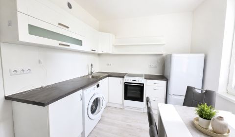 Mieten 2-Zimmer-Wohnung, 2-Zimmer-Wohnung, Banská Bystrica, Slowakei