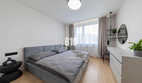 Kaufen 3-Zimmer-Wohnung, 3-Zimmer-Wohnung, Jašíkova, Bratislava II, Sl