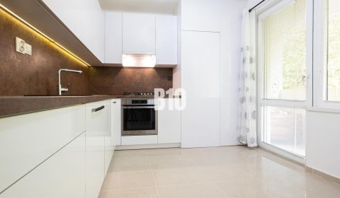 Kaufen 3-Zimmer-Wohnung, 3-Zimmer-Wohnung, Nitra, Slowakei