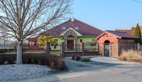 Kaufen Einfamilienhaus, Einfamilienhaus, Dunajská Streda, Slowakei
