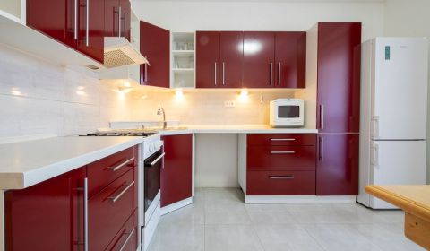 Kaufen Einfamilienhaus, Einfamilienhaus, Dunajská Streda, Slowakei