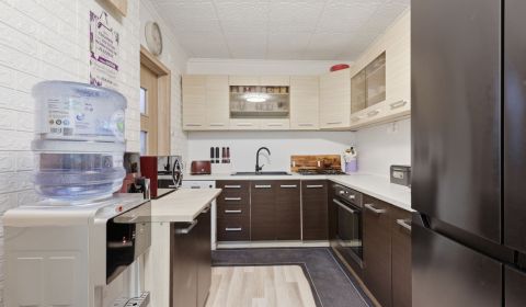 Kaufen 4-Zimmer-Wohnung, 4-Zimmer-Wohnung, Dunajská Streda, Slowakei