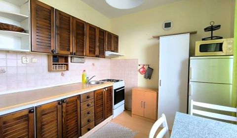 Kaufen 2-Zimmer-Wohnung, 2-Zimmer-Wohnung, P.O. Hviezdoslava, Topoľčan