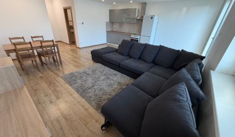 Kaufen 3-Zimmer-Wohnung, 3-Zimmer-Wohnung, Tichá, Partizánske, Slowake