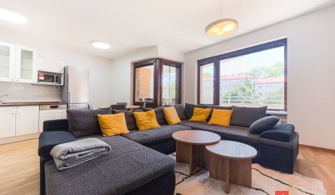 Mieten 3-Zimmer-Wohnung, Bratislava - Ružinov, Slowakei