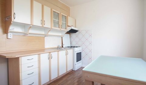 Kaufen 2-Zimmer-Wohnung, 2-Zimmer-Wohnung, Nábrežná, Nové Zámky, Slowa