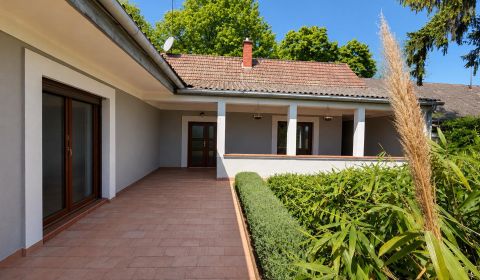 Gemütliches Einfamilienhaus mit überdachter Terrasse, Nickelsdorf