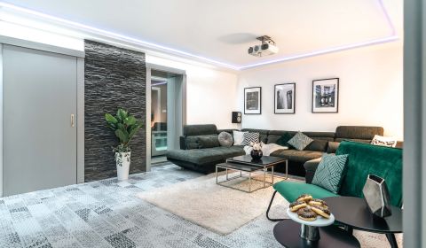 Kaufen 3-Zimmer-Wohnung, 3-Zimmer-Wohnung, Pasteurova, Košice - Juh, S