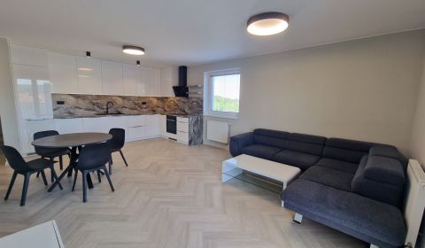 Mieten 3-Zimmer-Wohnung, 3-Zimmer-Wohnung, Hviezdoslavova, Poprad, Slo