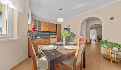 Kaufen Einfamilienhaus, Einfamilienhaus, Báč, Dunajská Streda, Slowake
