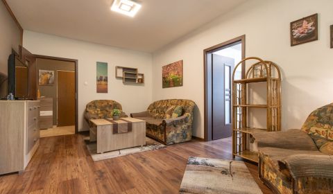 Mieten 3-Zimmer-Wohnung, 3-Zimmer-Wohnung, Ondrejovova, Bratislava - R