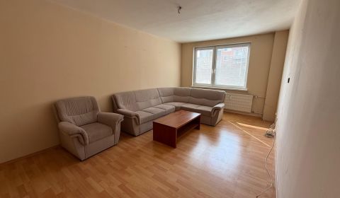 Kaufen 3-Zimmer-Wohnung, 3-Zimmer-Wohnung, Levice, Slowakei