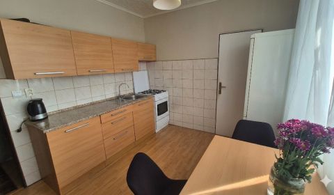 Kaufen 2-Zimmer-Wohnung, 2-Zimmer-Wohnung, J. Matušku, Topoľčany, Slow