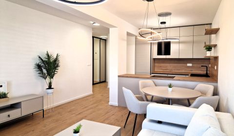 Mieten 3-Zimmer-Wohnung, 3-Zimmer-Wohnung, Broskyňová, Senec, Slowakei