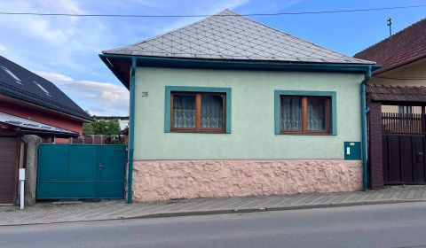 Kaufen Einfamilienhaus, Einfamilienhaus, Kalvárska cesta, Ružomberok, 
