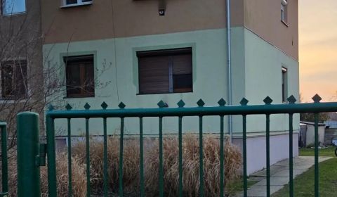 Kaufen 3-Zimmer-Wohnung, 3-Zimmer-Wohnung, Komárno, Slowakei