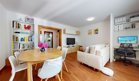 Kaufen 3-Zimmer-Wohnung, 3-Zimmer-Wohnung, Na pasekách, Bratislava - R