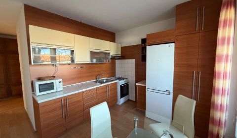Kaufen 3-Zimmer-Wohnung, 3-Zimmer-Wohnung, Levice, Slowakei