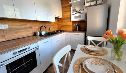 Mieten 2-Zimmer-Wohnung, 2-Zimmer-Wohnung, Golianova, Banská Bystrica,