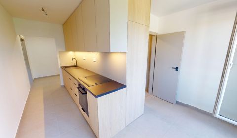 Kaufen 3-Zimmer-Wohnung, 3-Zimmer-Wohnung, K výstavisku, Trenčín, Slow