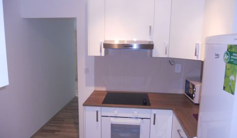 Mieten 2-Zimmer-Wohnung, 2-Zimmer-Wohnung, Muškátová, Pezinok, Slowake