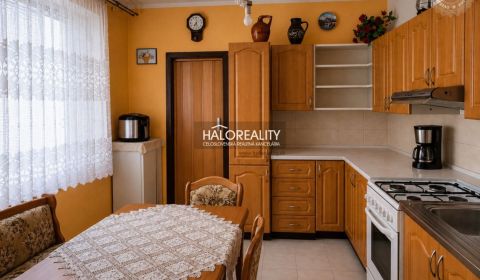 Kaufen 3-Zimmer-Wohnung, Levice, Slowakei