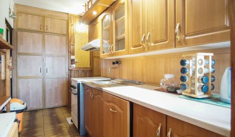 Mieten 2-Zimmer-Wohnung, 2-Zimmer-Wohnung, Nové Zámky, Slowakei