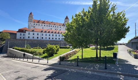 Kaufen Einfamilienhaus, Einfamilienhaus, Krátka, Bratislava - Staré Me