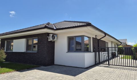 Kaufen Einfamilienhaus, Einfamilienhaus, Mládežnícka štvrť, Galanta, S
