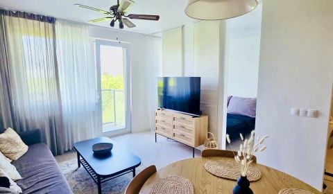 Mieten 3-Zimmer-Wohnung, 3-Zimmer-Wohnung, Ivanská cesta, Bratislava -