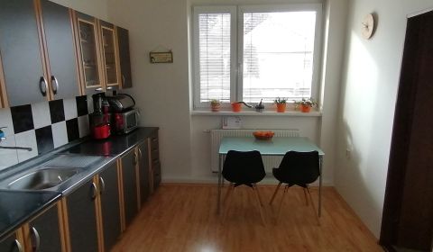 Kaufen 3-Zimmer-Wohnung, 3-Zimmer-Wohnung, Banská Bystrica, Slowakei