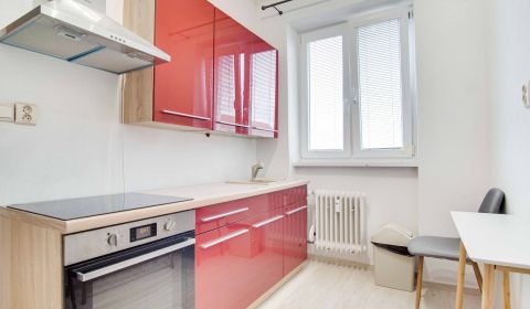 Mieten 2-Zimmer-Wohnung, 2-Zimmer-Wohnung, Nové Zámky, Slowakei