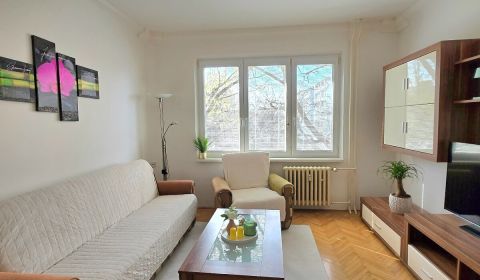 Mieten 1-Zimmer-Wohnung, 1-Zimmer-Wohnung, Rovníková, Bratislava - Ruž