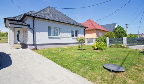 Kaufen Einfamilienhaus, Einfamilienhaus, Hlohovec, Slowakei