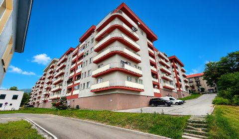 Kaufen 3-Zimmer-Wohnung, 3-Zimmer-Wohnung, Bakossova, Banská Bystrica,