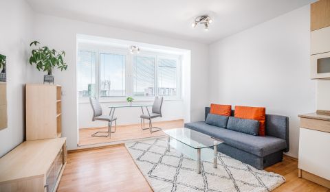 Kaufen 2-Zimmer-Wohnung, 2-Zimmer-Wohnung, Gessayova, Bratislava - Pet