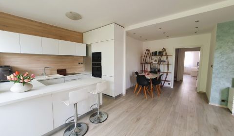 Mieten 3-Zimmer-Wohnung, 3-Zimmer-Wohnung, Kováčska, Bratislava - Nové