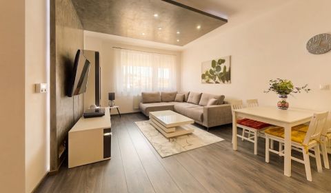 Kaufen 2-Zimmer-Wohnung, 2-Zimmer-Wohnung, Na Zongorke, Trenčín, Slowa