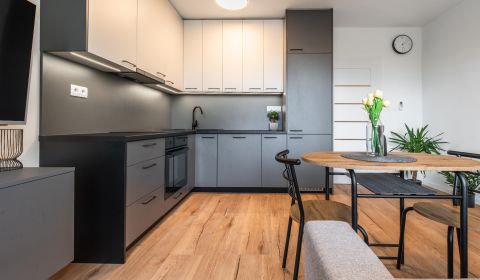 Kaufen 2-Zimmer-Wohnung, 2-Zimmer-Wohnung, Gessayova, Bratislava - Pet