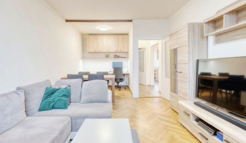 Kaufen 3-Zimmer-Wohnung, 3-Zimmer-Wohnung, Komárňanská, Dunajská Stred