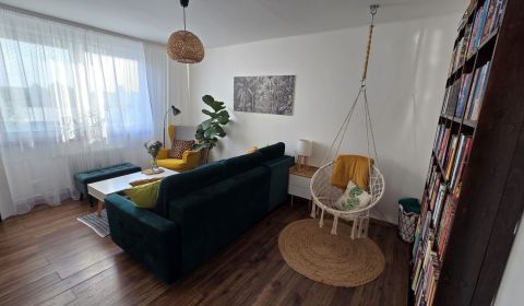 Kaufen 3-Zimmer-Wohnung, 3-Zimmer-Wohnung, Športová, Dunajská Streda, 