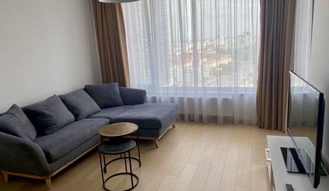 Mieten 2-Zimmer-Wohnung, 2-Zimmer-Wohnung, Čulenova, Bratislava - Star
