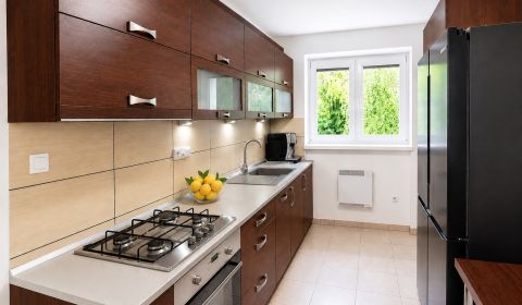 Kaufen 2-Zimmer-Wohnung, 2-Zimmer-Wohnung, E:B:Lukáča, Komárno, Slowak