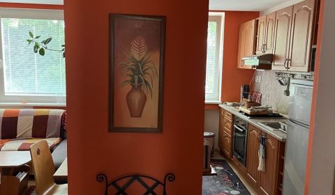 Kaufen 2-Zimmer-Wohnung, 2-Zimmer-Wohnung, Hečkova, Bratislava - Rača,